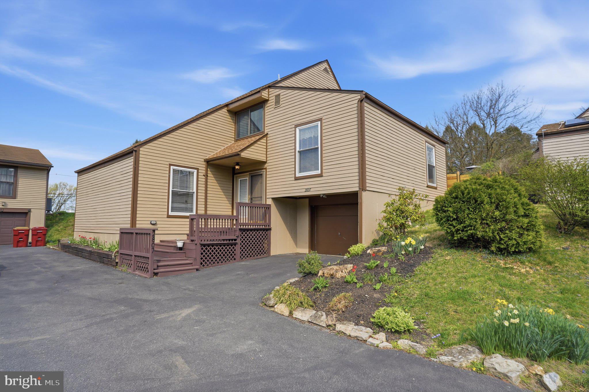 COUNTRYSIDE - Residential