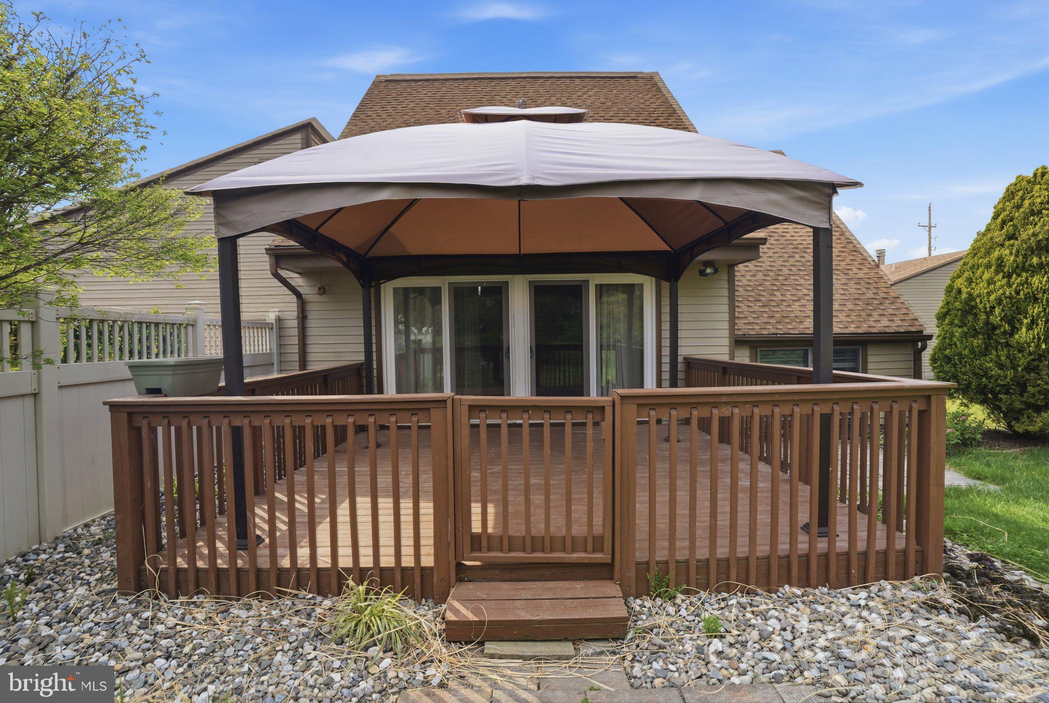 COUNTRYSIDE - Residential