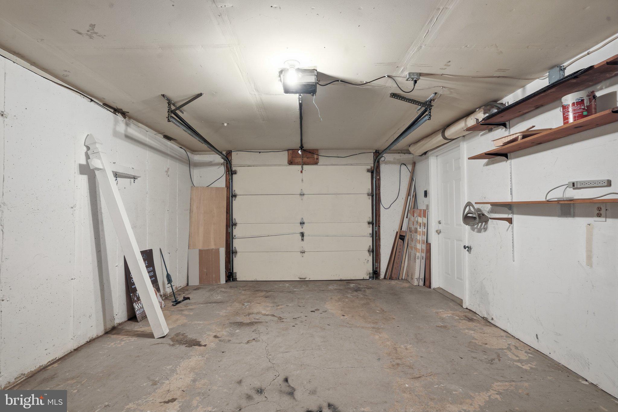 COUNTRYSIDE - Residential