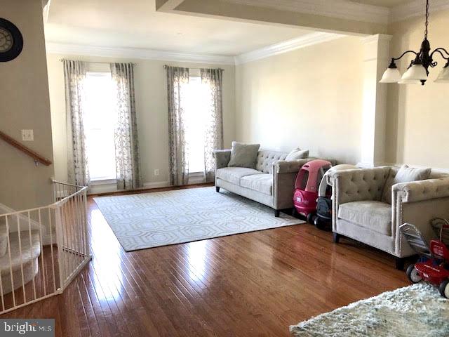 OAKLAWN - Residential Lease