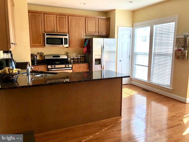 OAKLAWN - Residential Lease