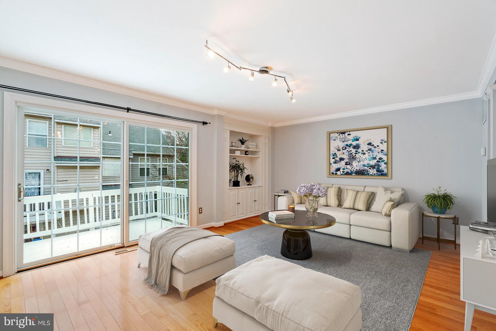 RESTON TOWN CENTER - Residential