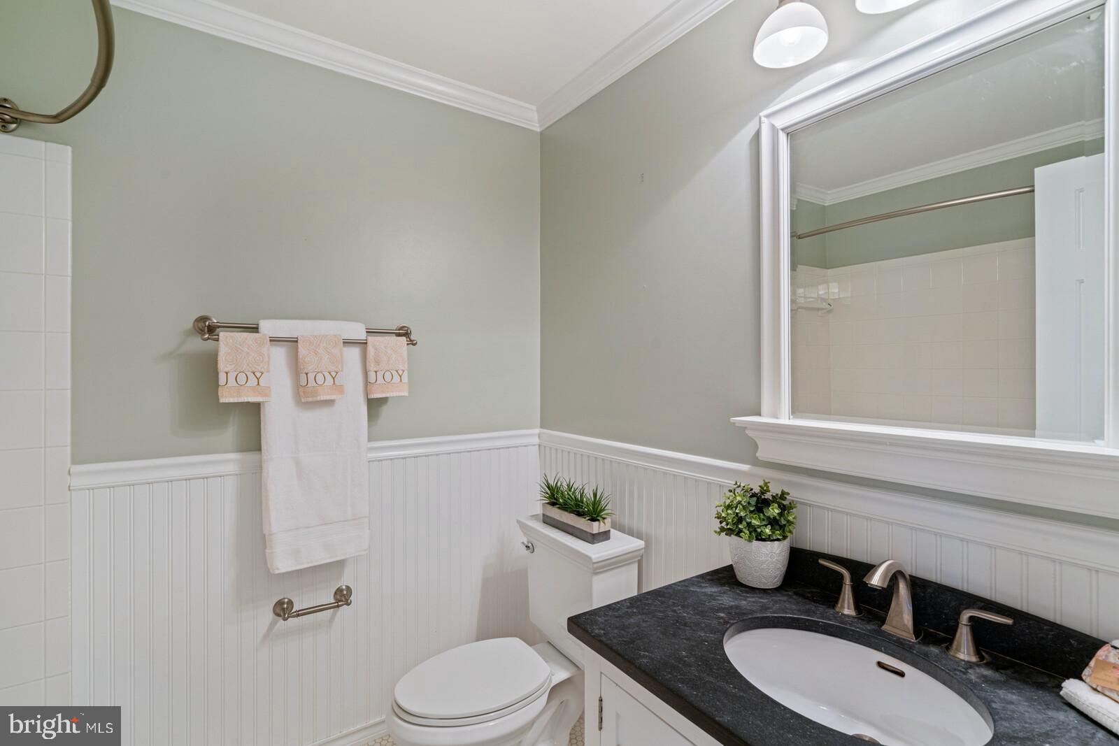 RESTON TOWN CENTER - Residential