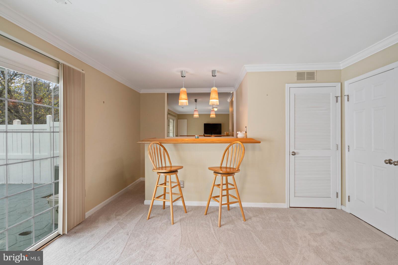 RESTON TOWN CENTER - Residential