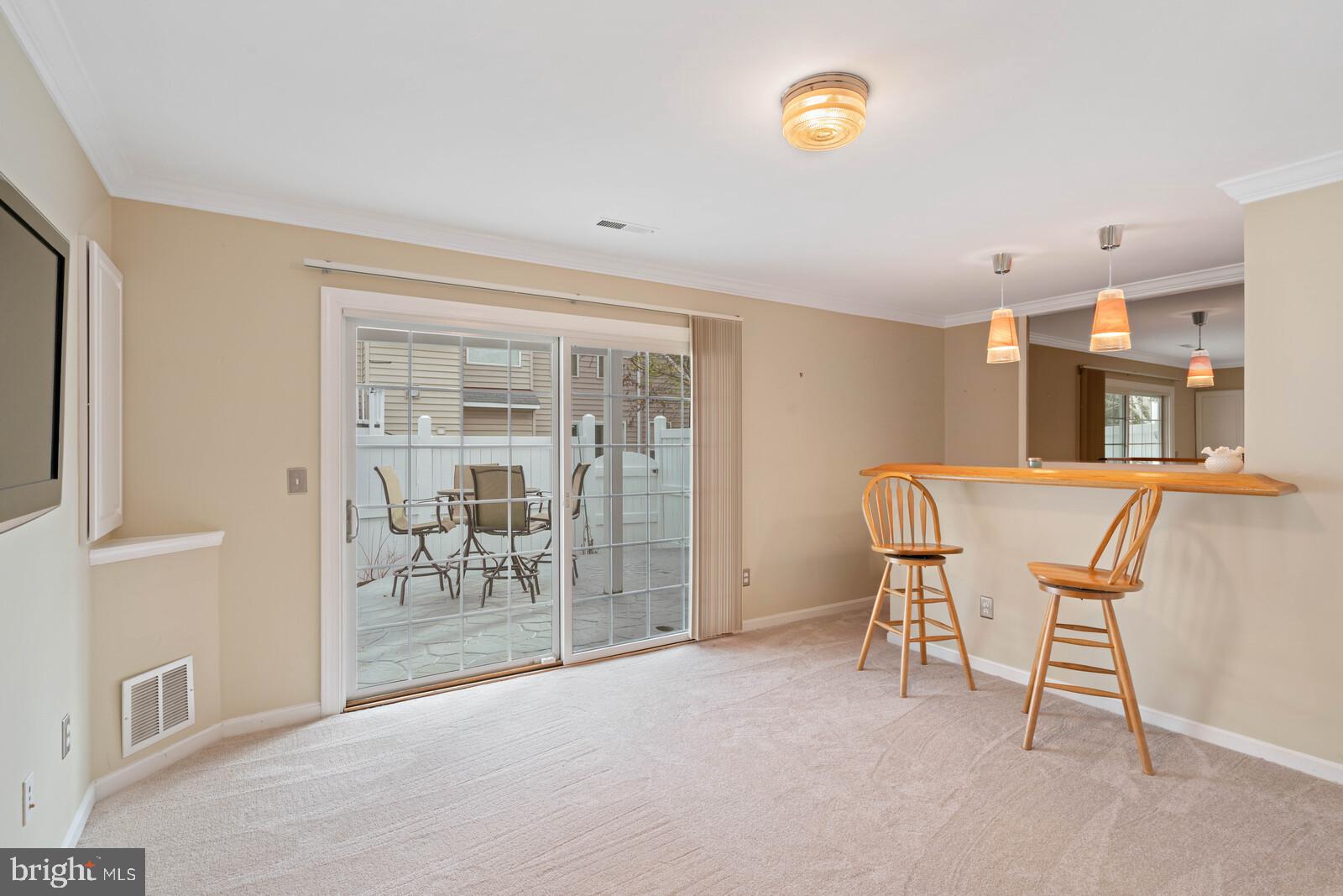 RESTON TOWN CENTER - Residential