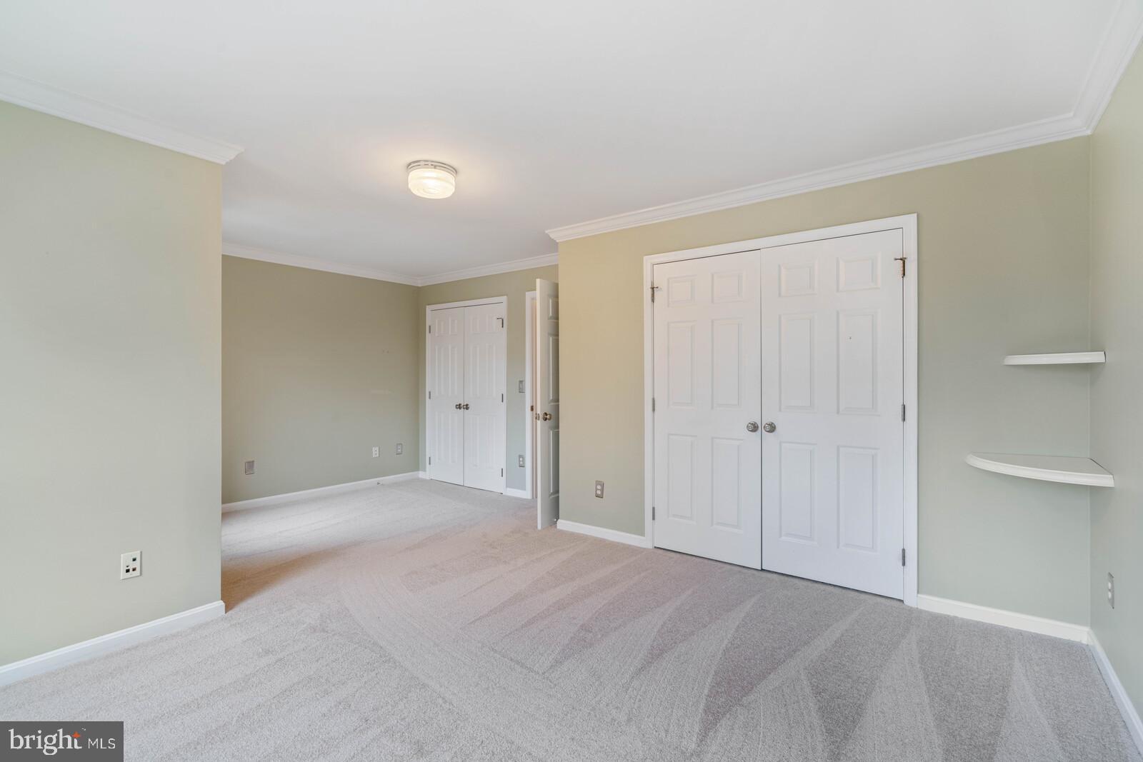 RESTON TOWN CENTER - Residential