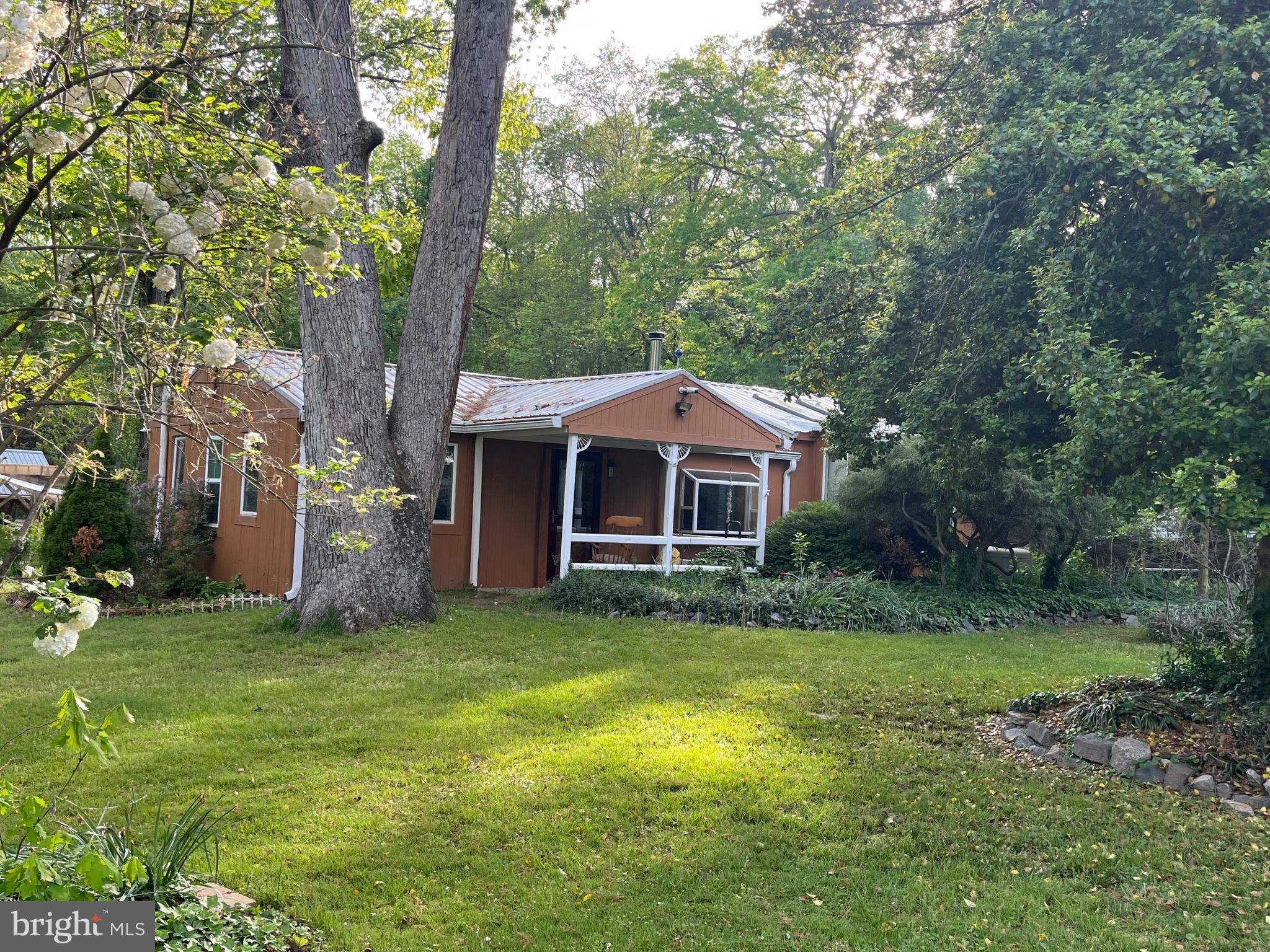 143 SHADY BEACH ROAD