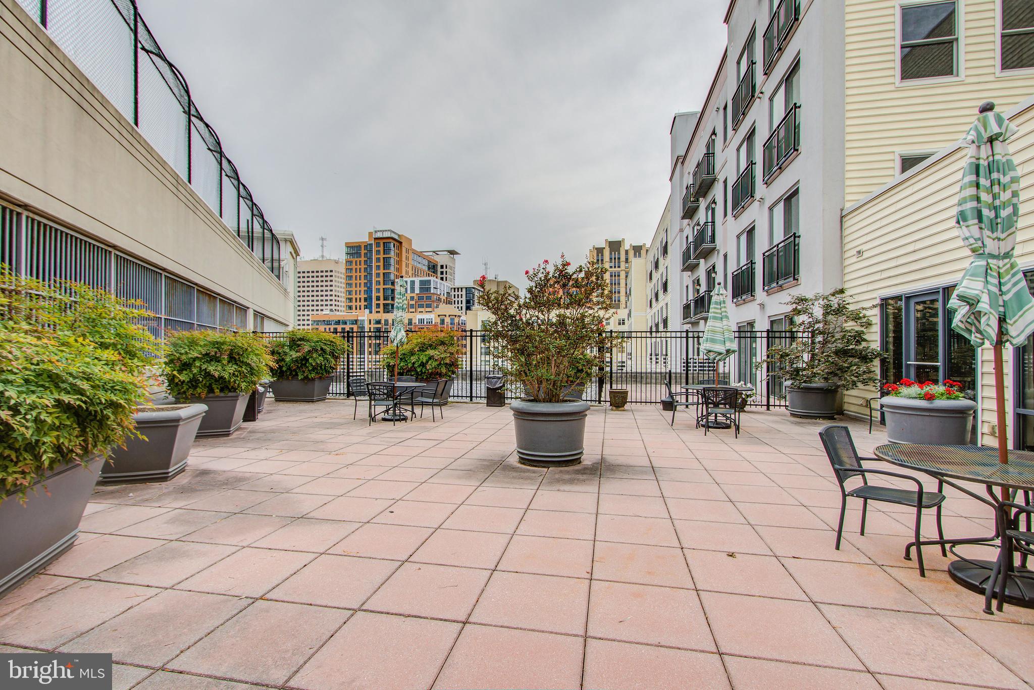 PALLADIAN - Residential