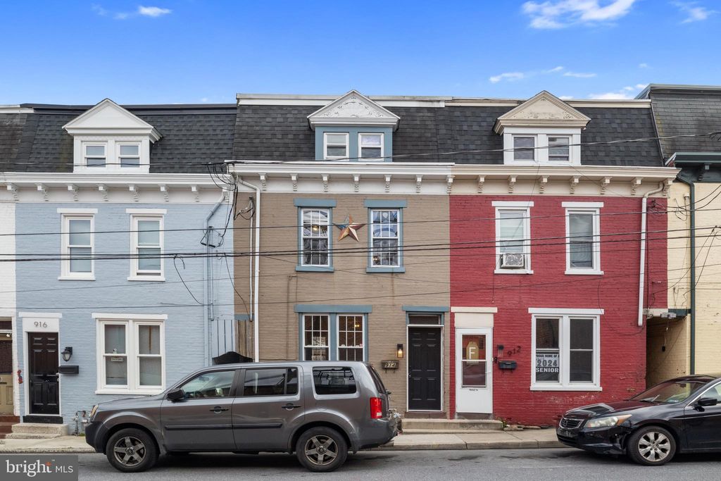 Photo of 914 Houston Street, Columbia, PA 17512 (MLS # PALA2049260)