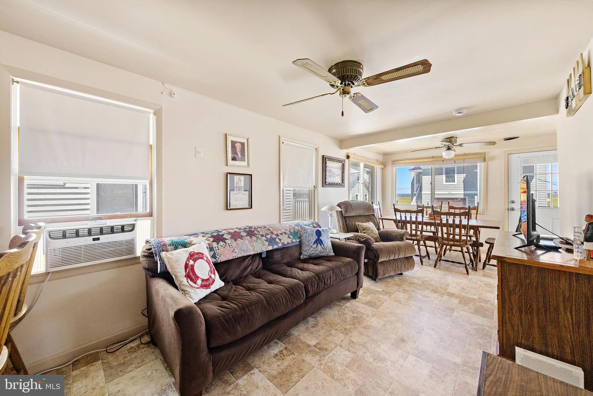 Manahawkin, New Jersey 08050, United States, 3 Bedrooms Bedrooms, ,1 BathroomBathrooms,Residential,Active,210689