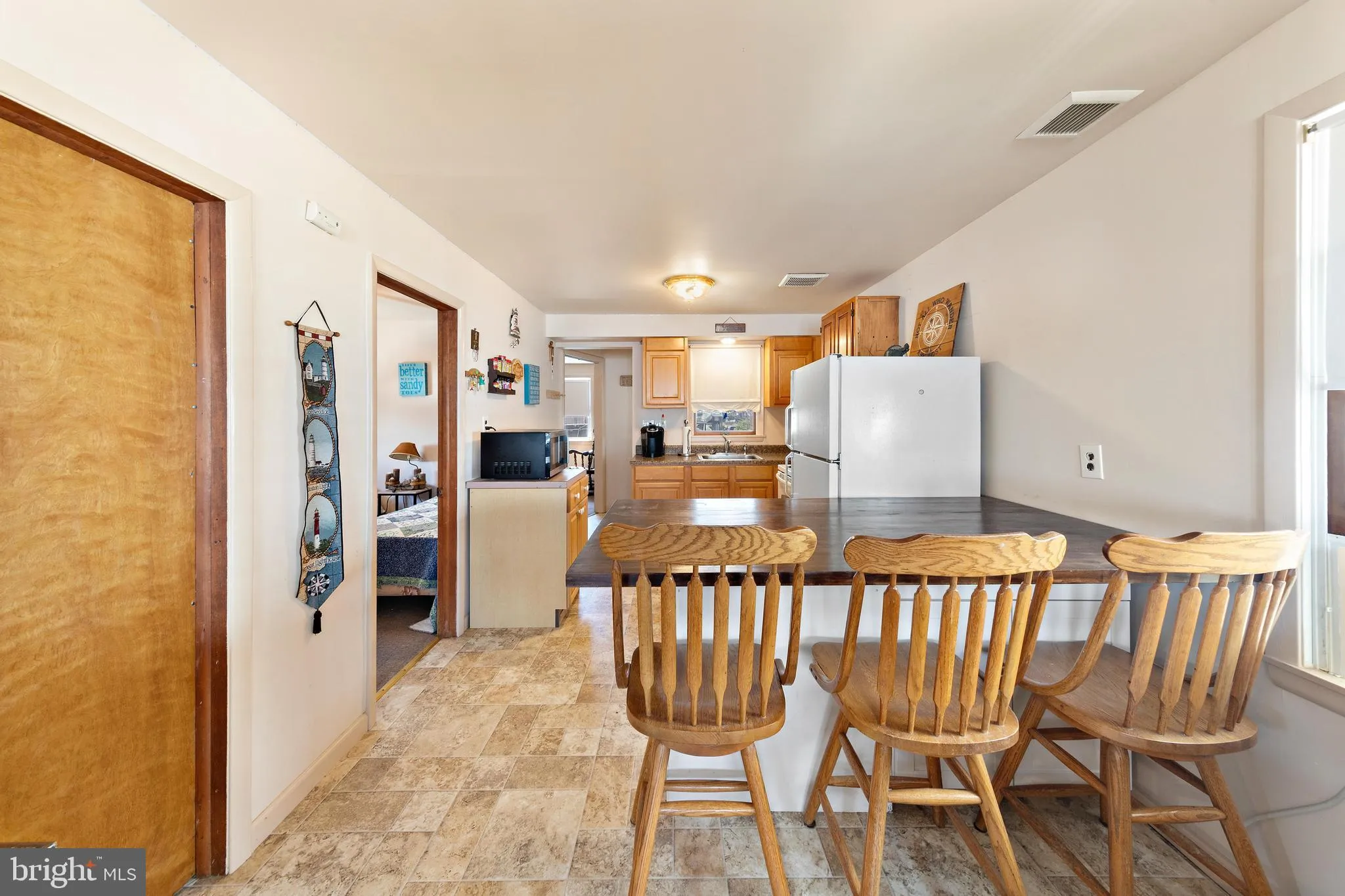 Manahawkin, New Jersey 08050, United States, 3 Bedrooms Bedrooms, ,1 BathroomBathrooms,Residential,Active,210689