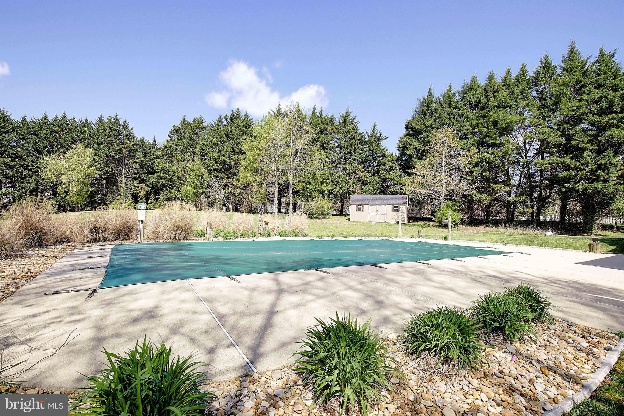 TROTTS POND ESTATES - Residential