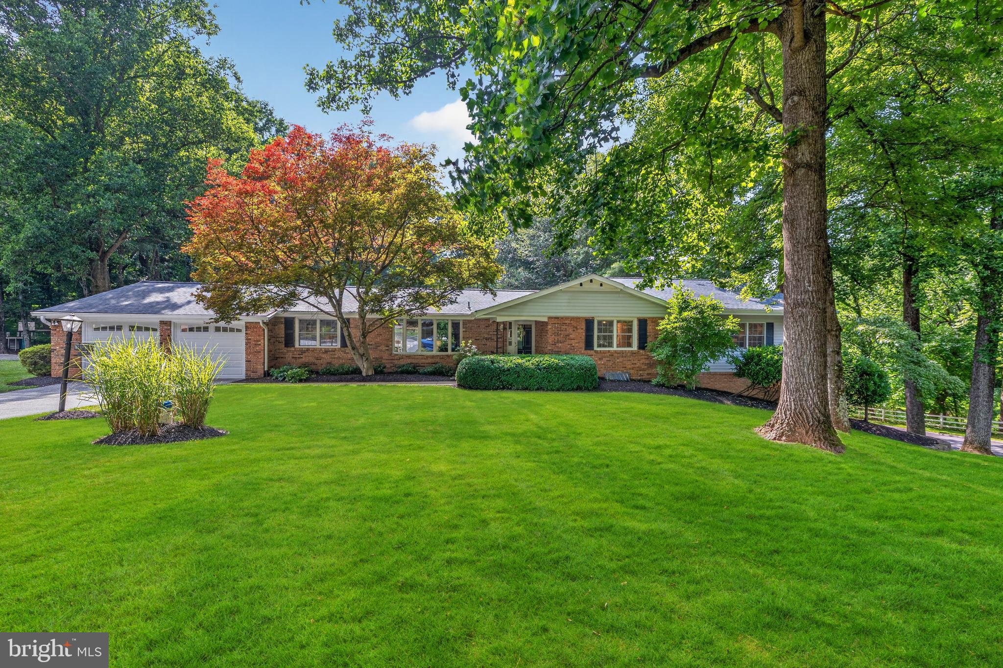 10 HICKORY HILL ROAD