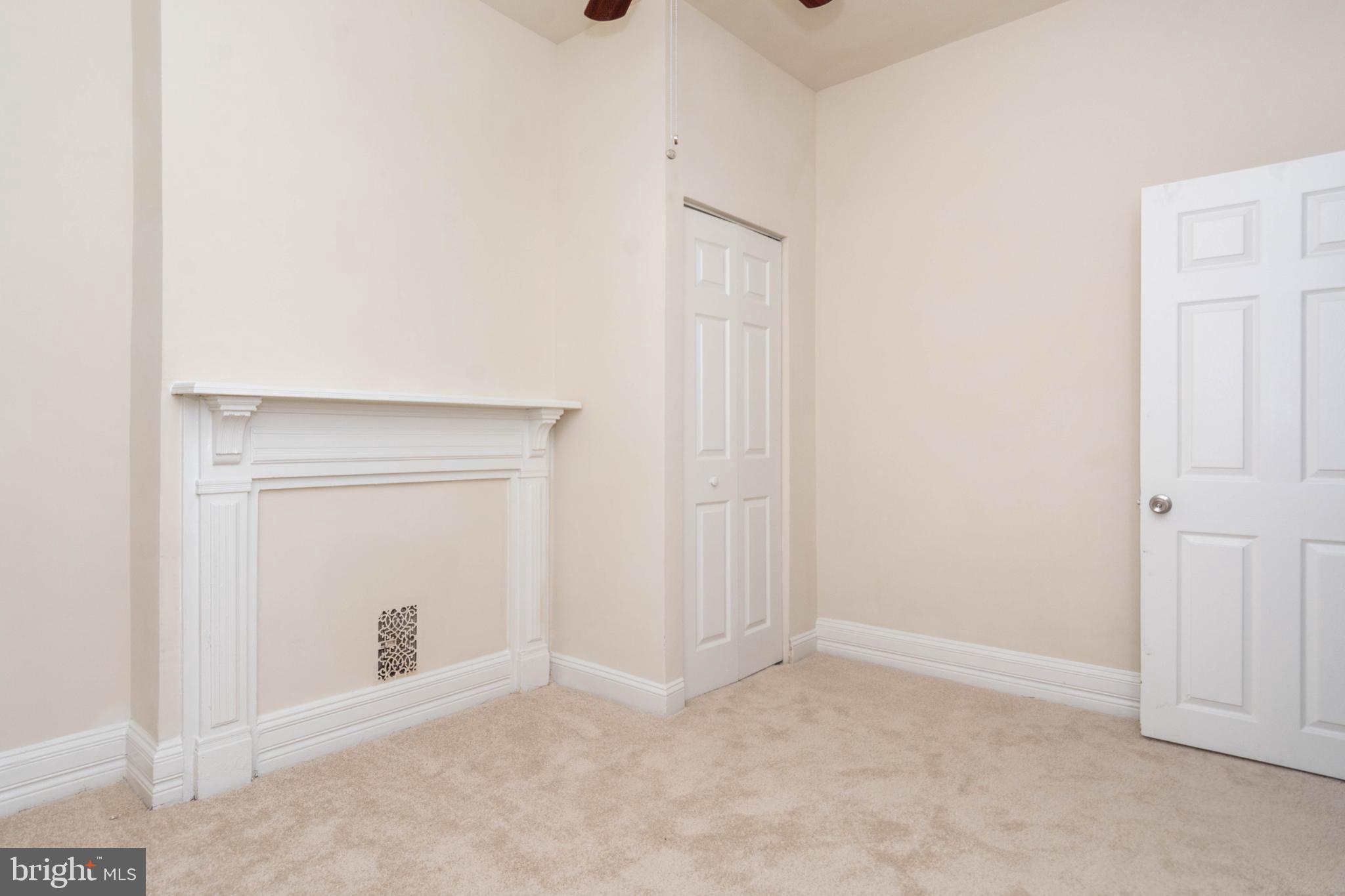 UPTON - Residential Lease