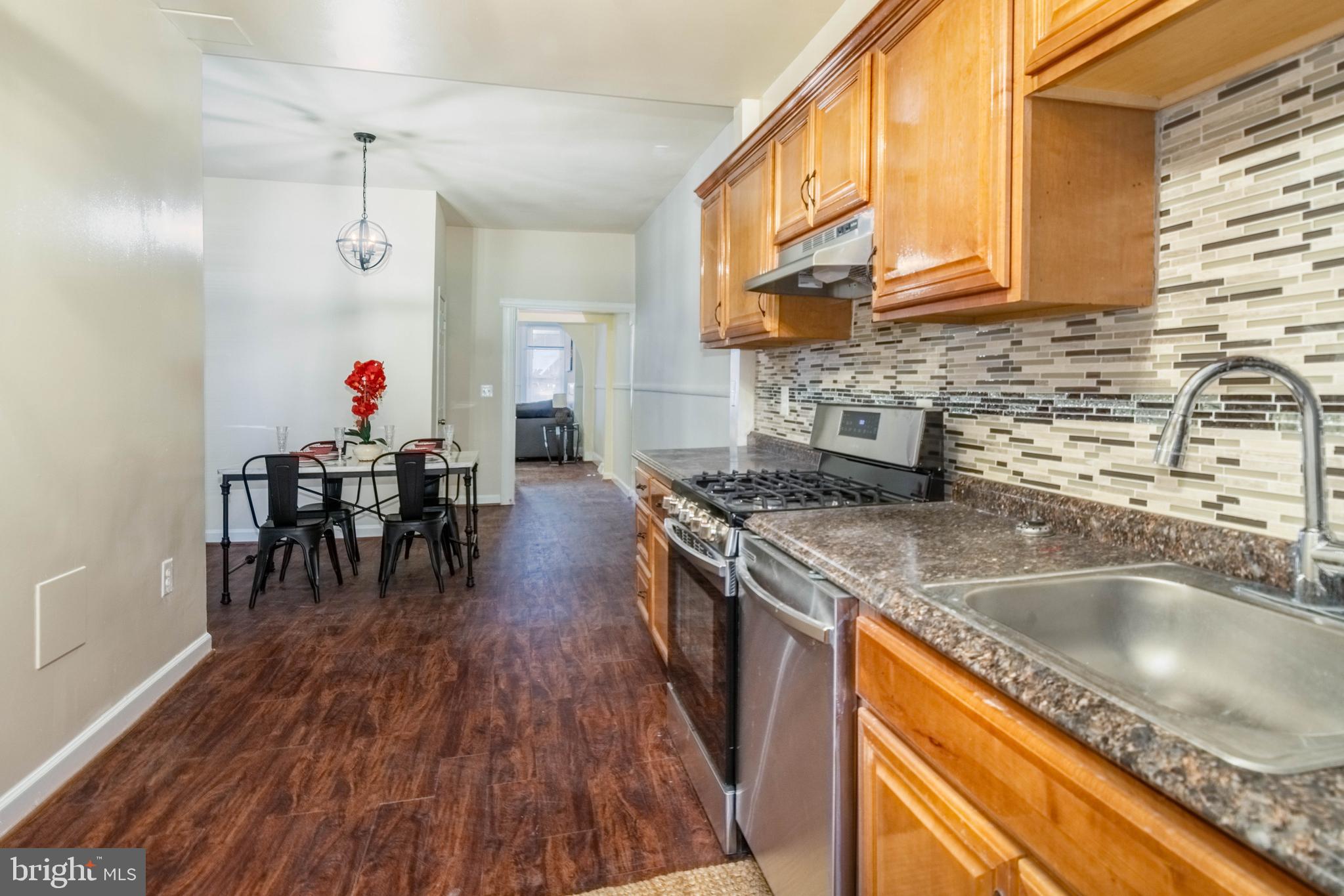 UPTON - Residential Lease