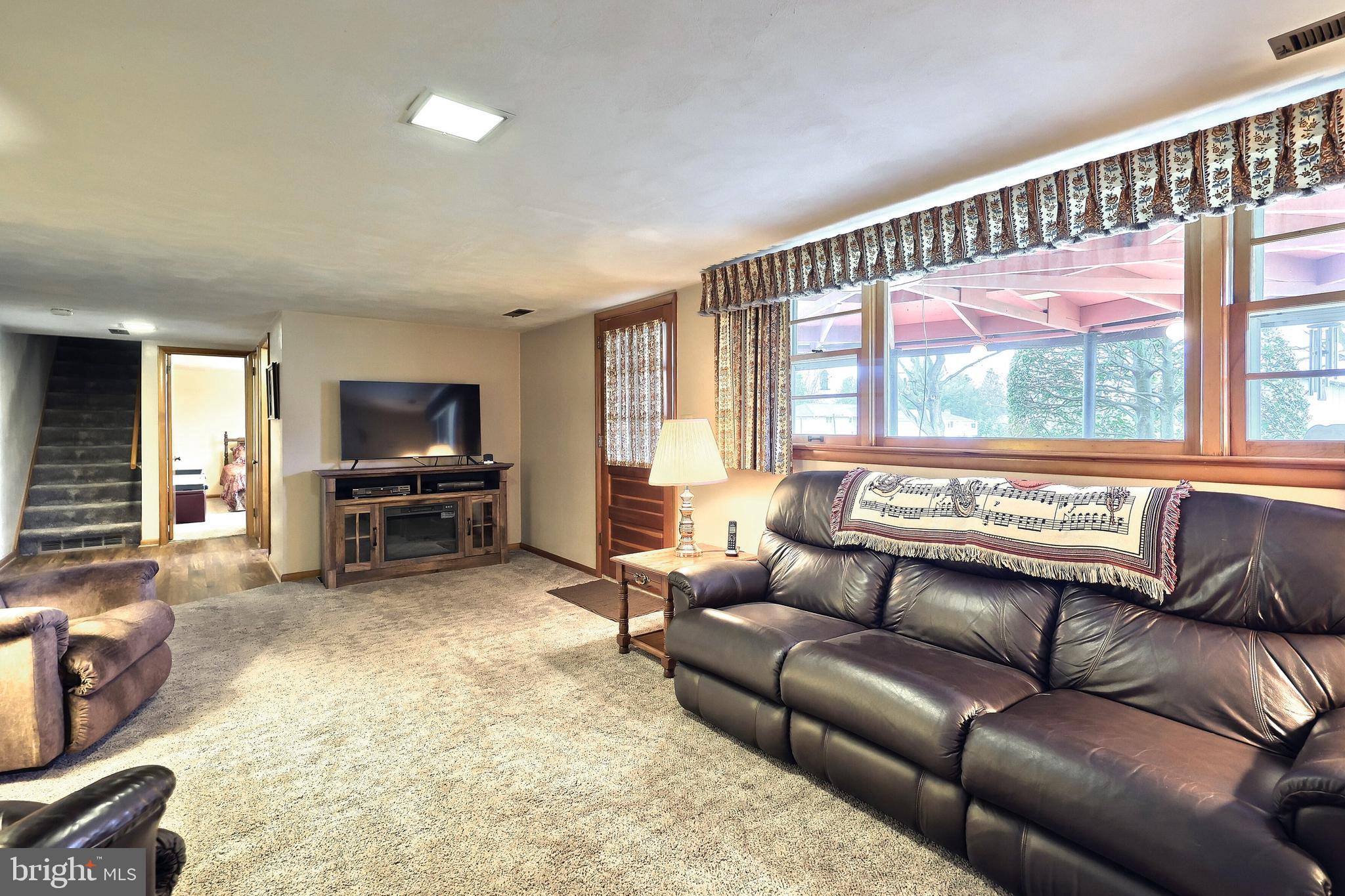 WEST YORK - Residential