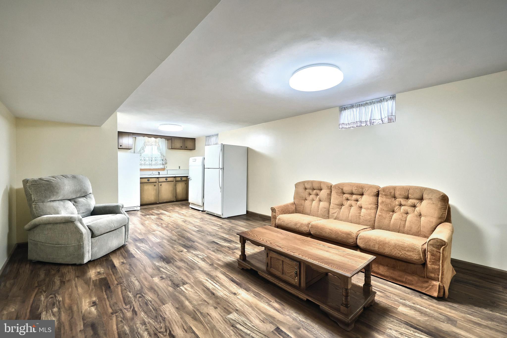 WEST YORK - Residential