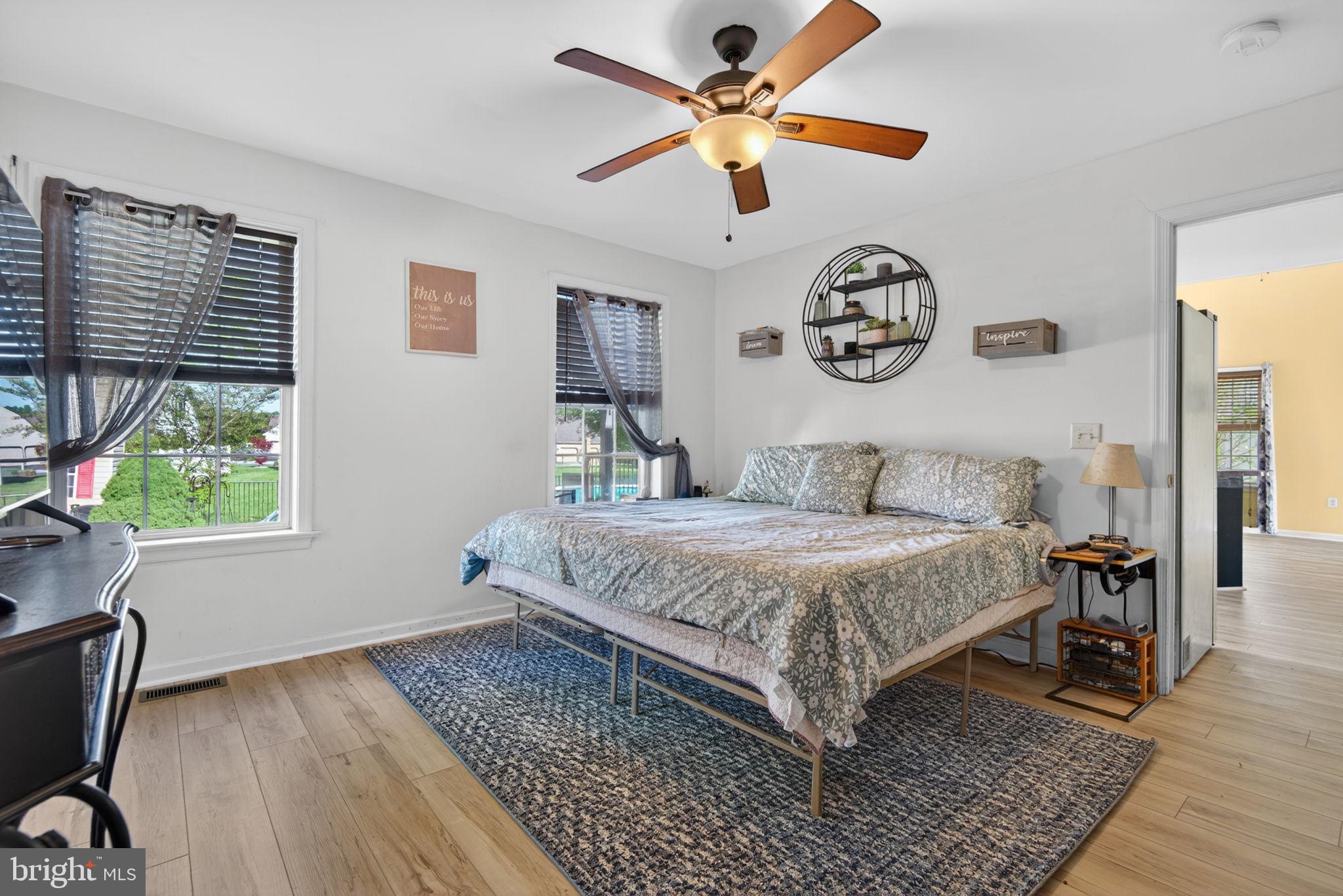 SHERMAN OAKS - Residential