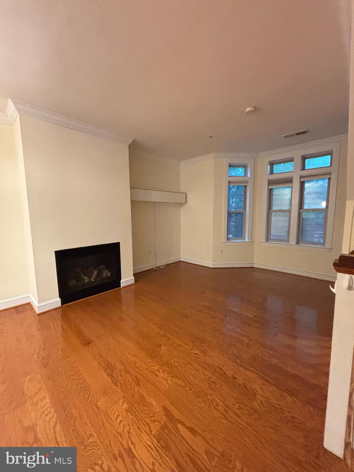 2245 FAIRFAX DRIVE