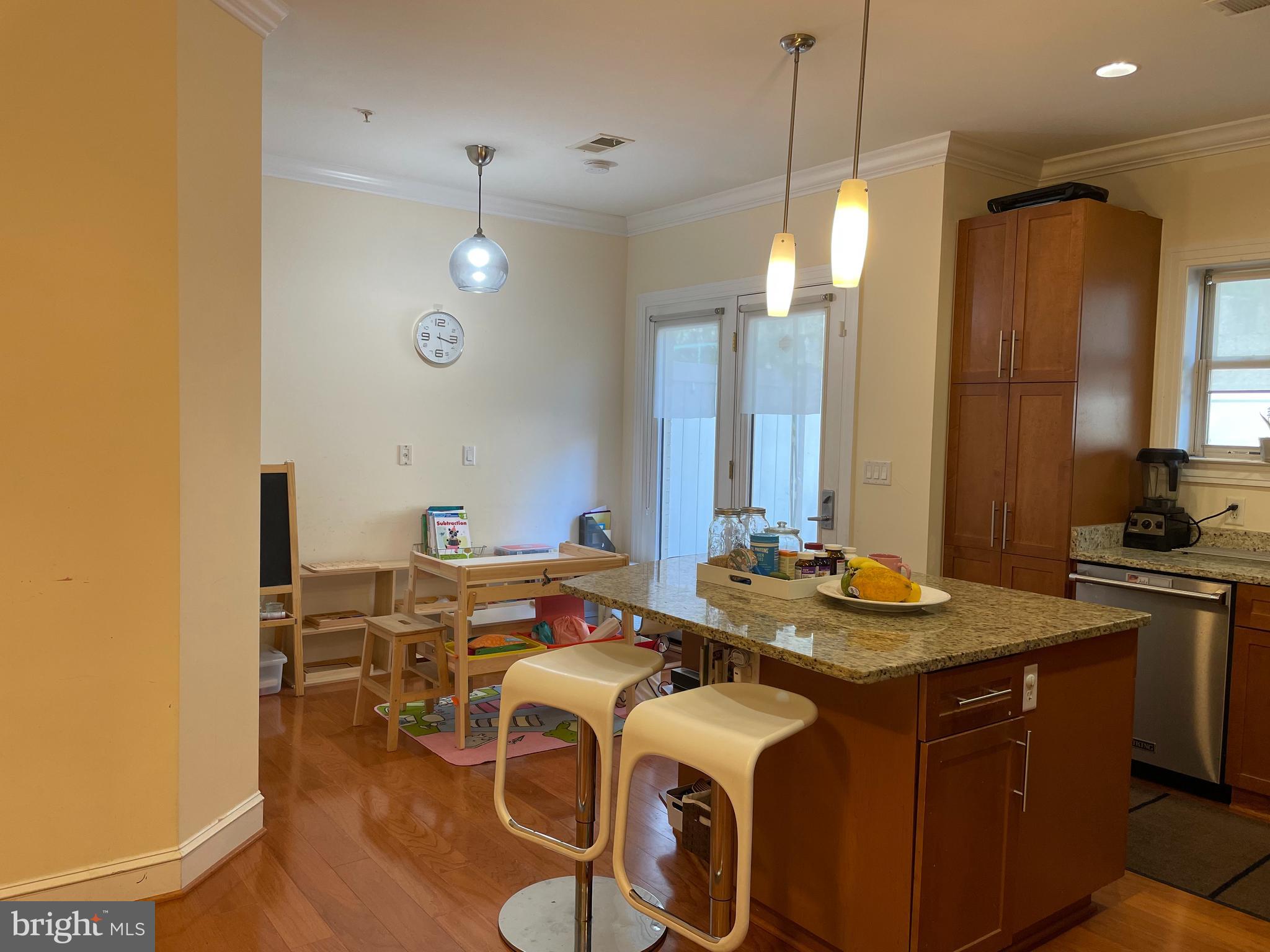 2245 FAIRFAX DRIVE