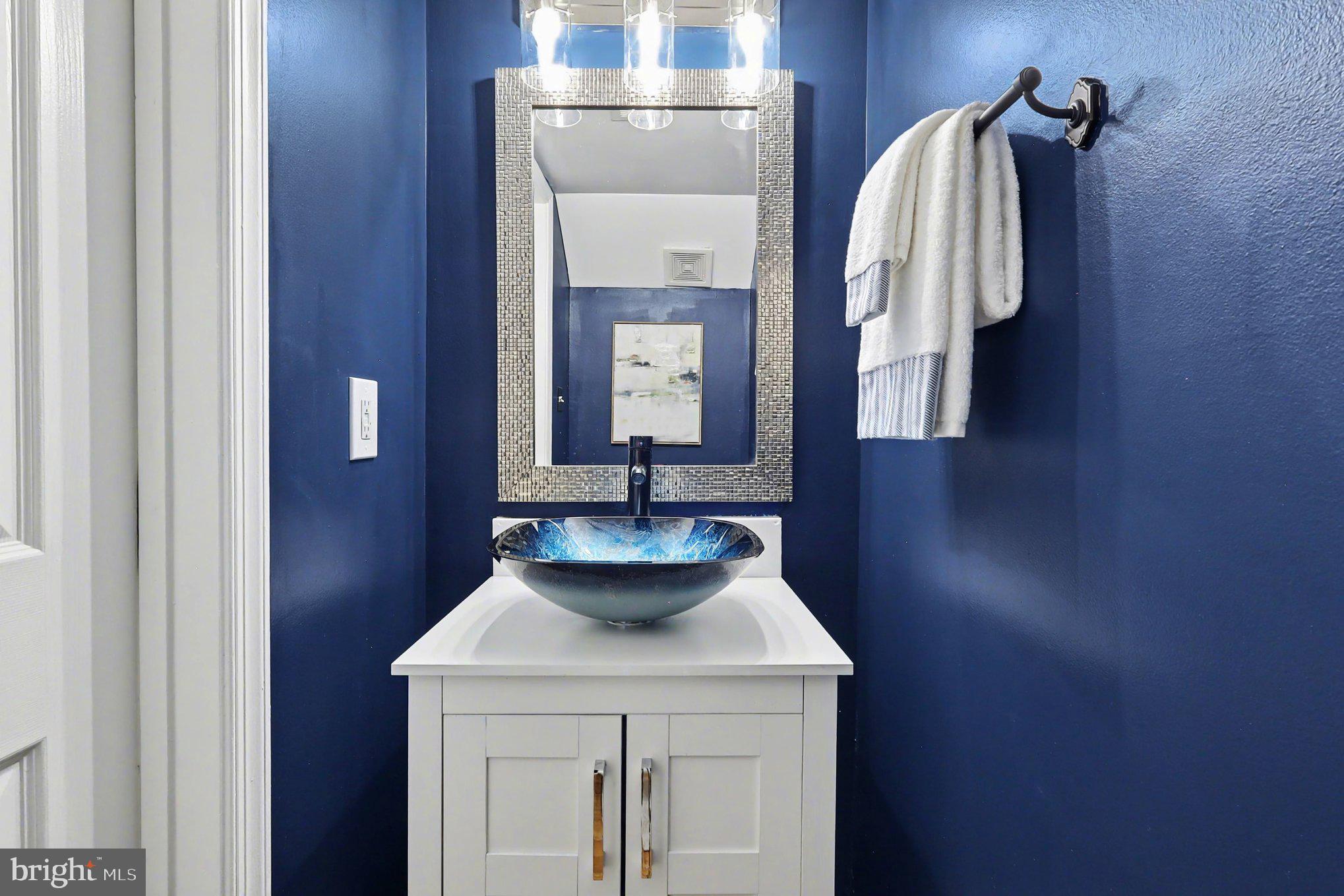 AMBER SPRING CONDOMINIUMS - Residential