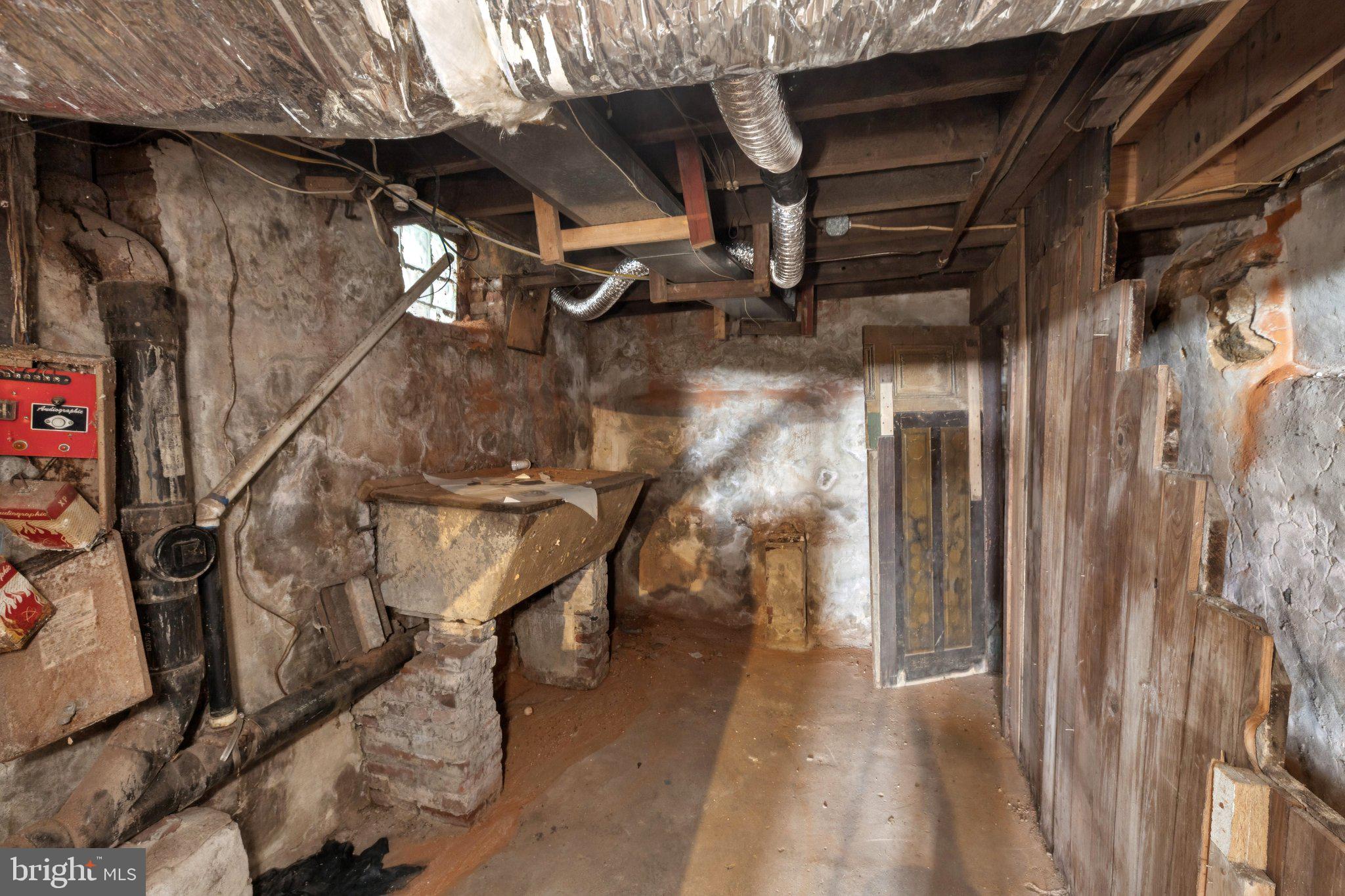 TEMPLE UNIVERSITY - Residential