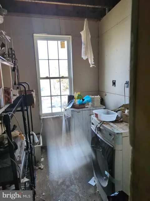 MLS: DCDC2277444