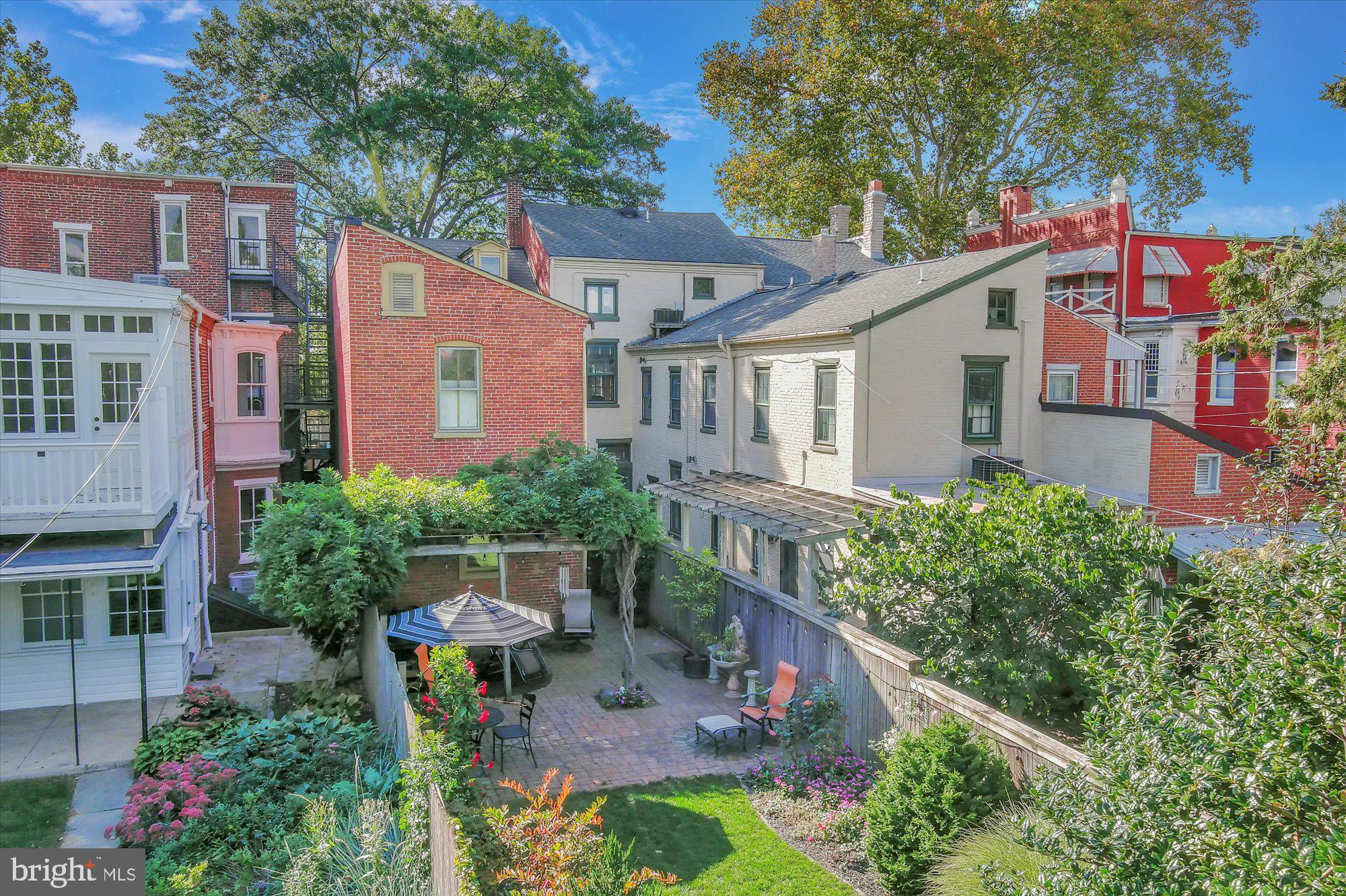 LANCASTER - Residential