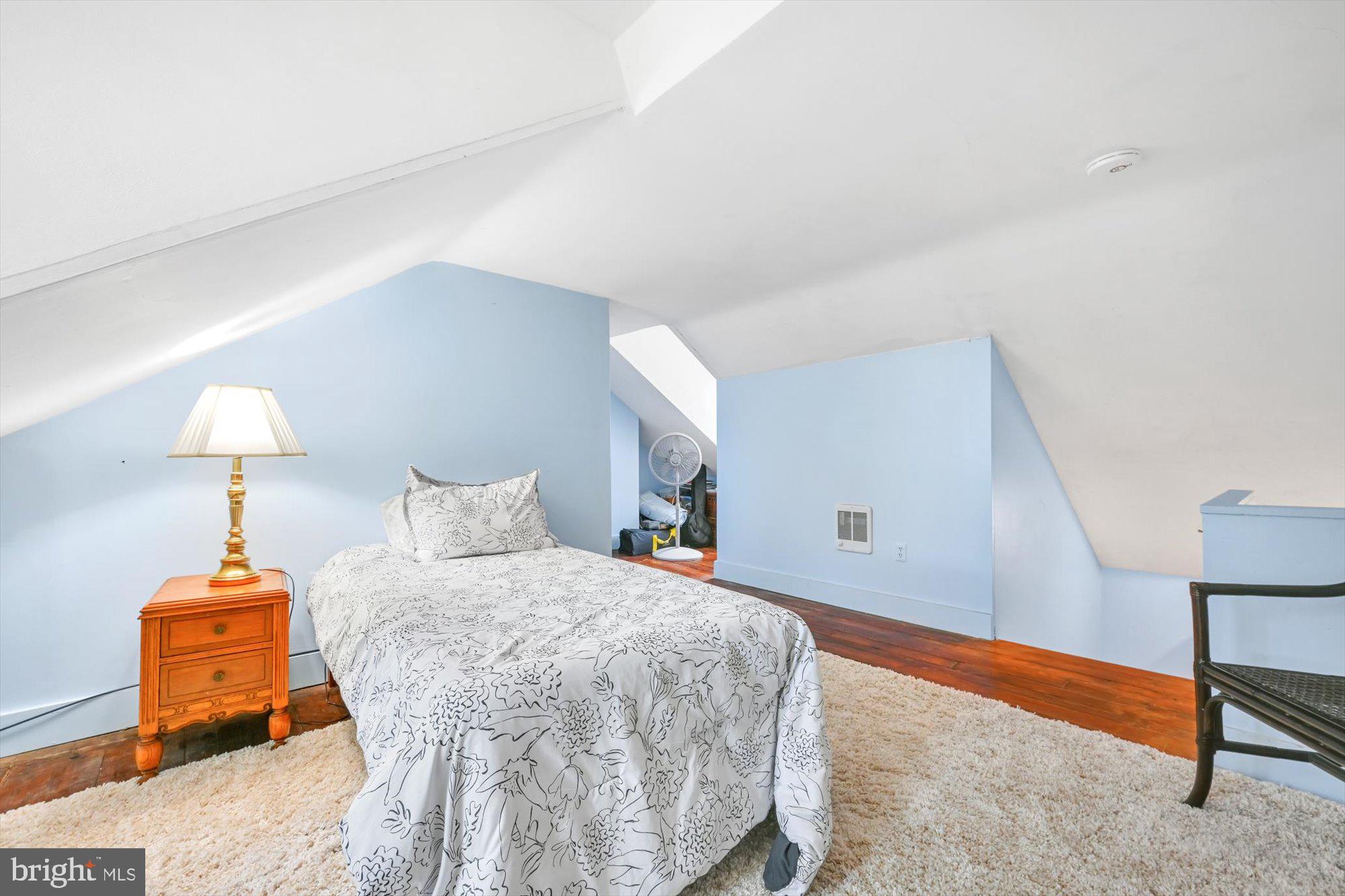 LANCASTER - Residential