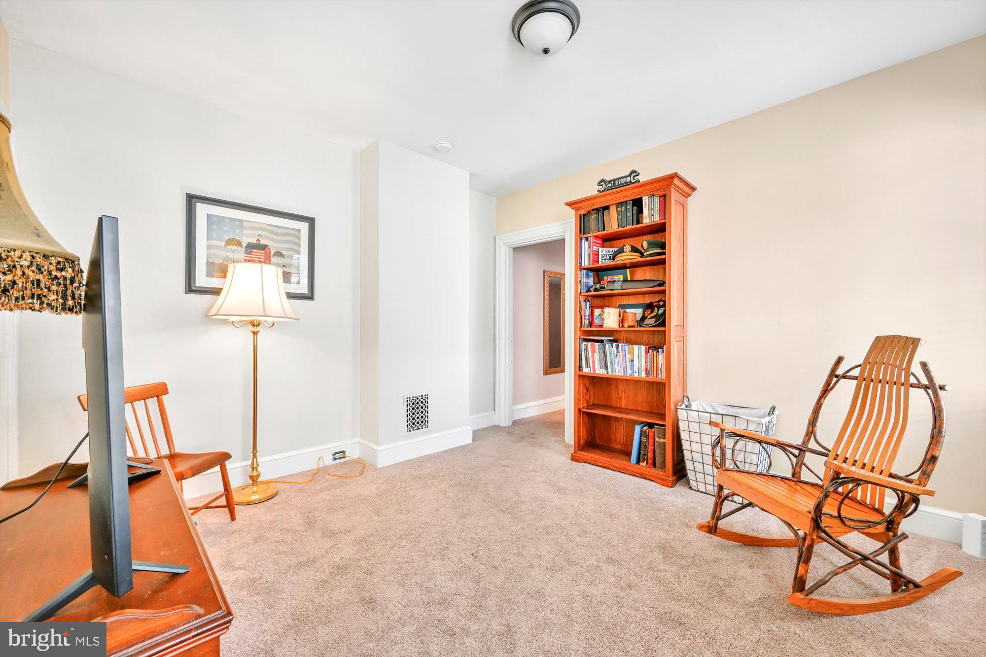 LANCASTER - Residential
