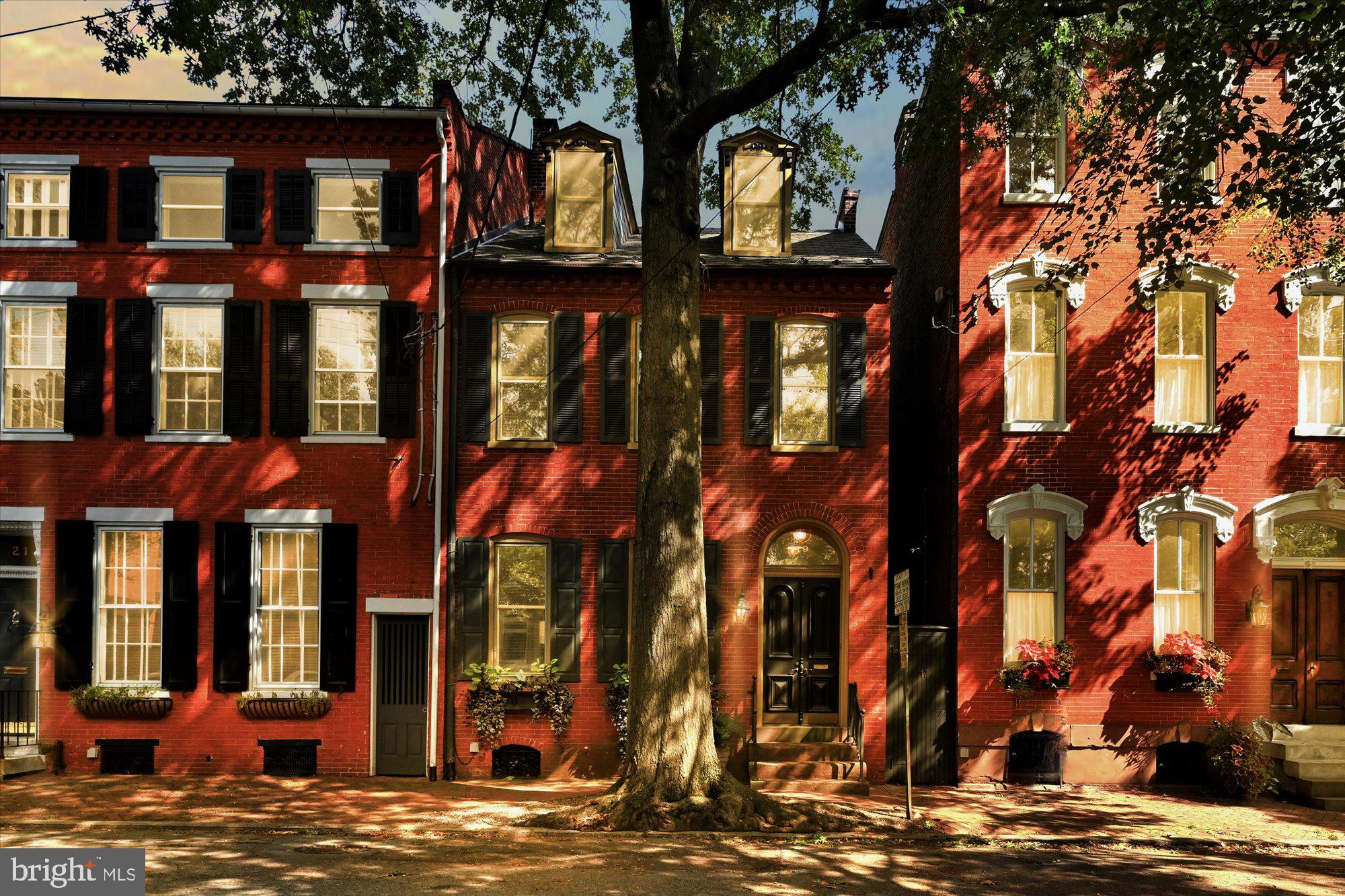 LANCASTER - Residential