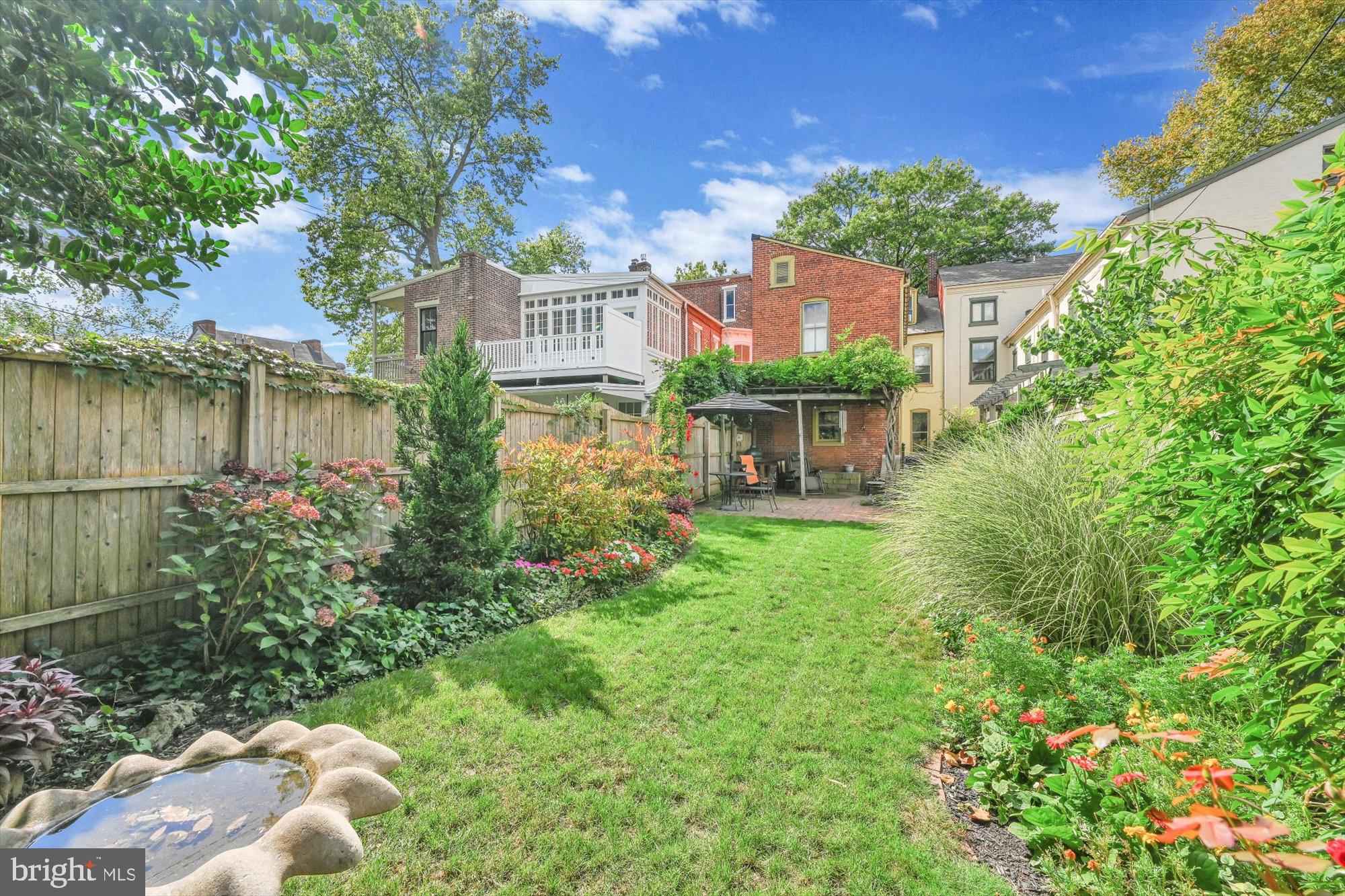 LANCASTER - Residential