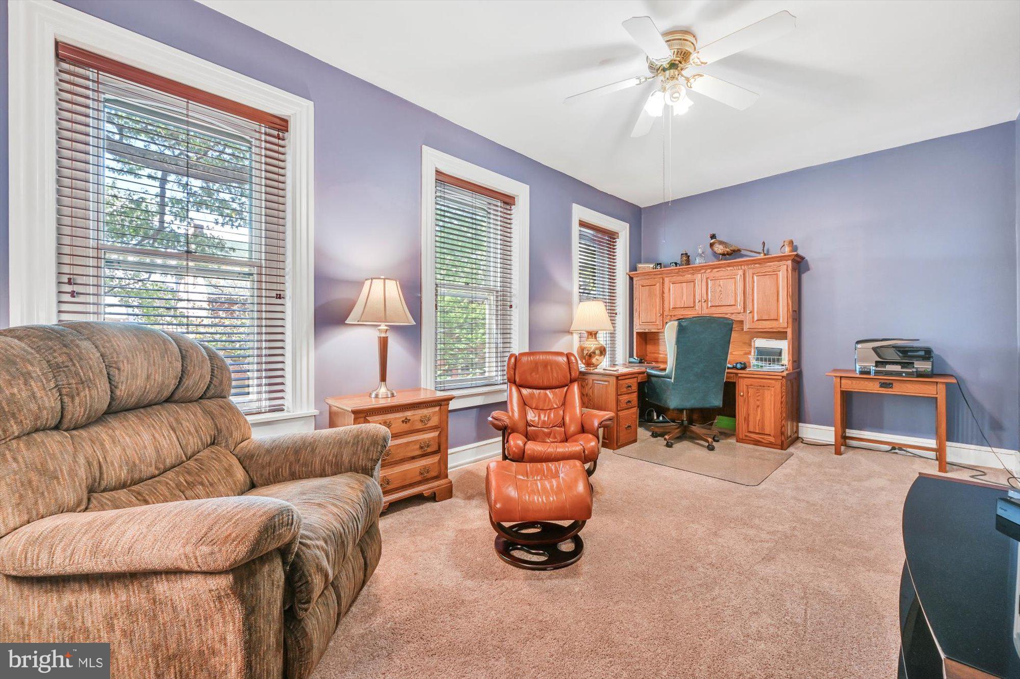 LANCASTER - Residential
