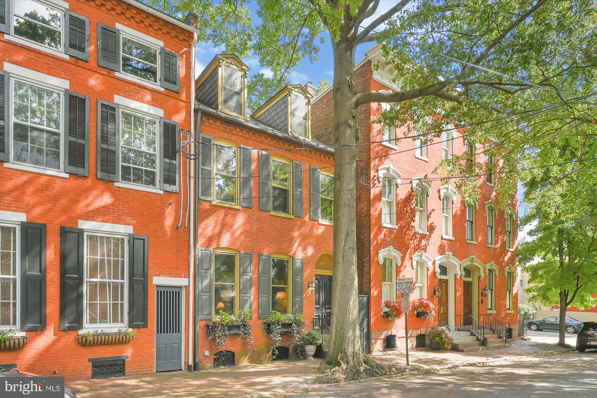 LANCASTER - Residential