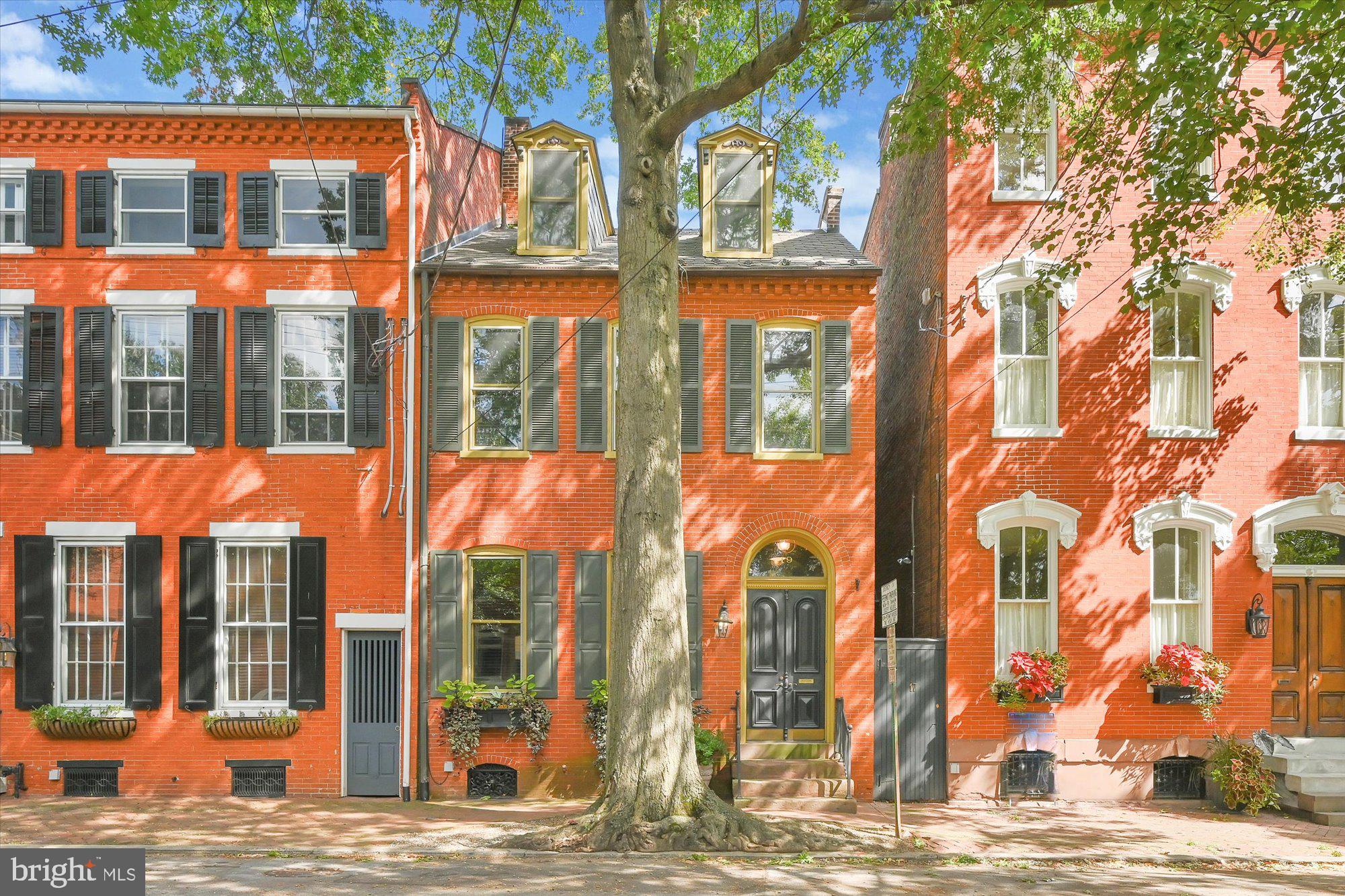 LANCASTER - Residential