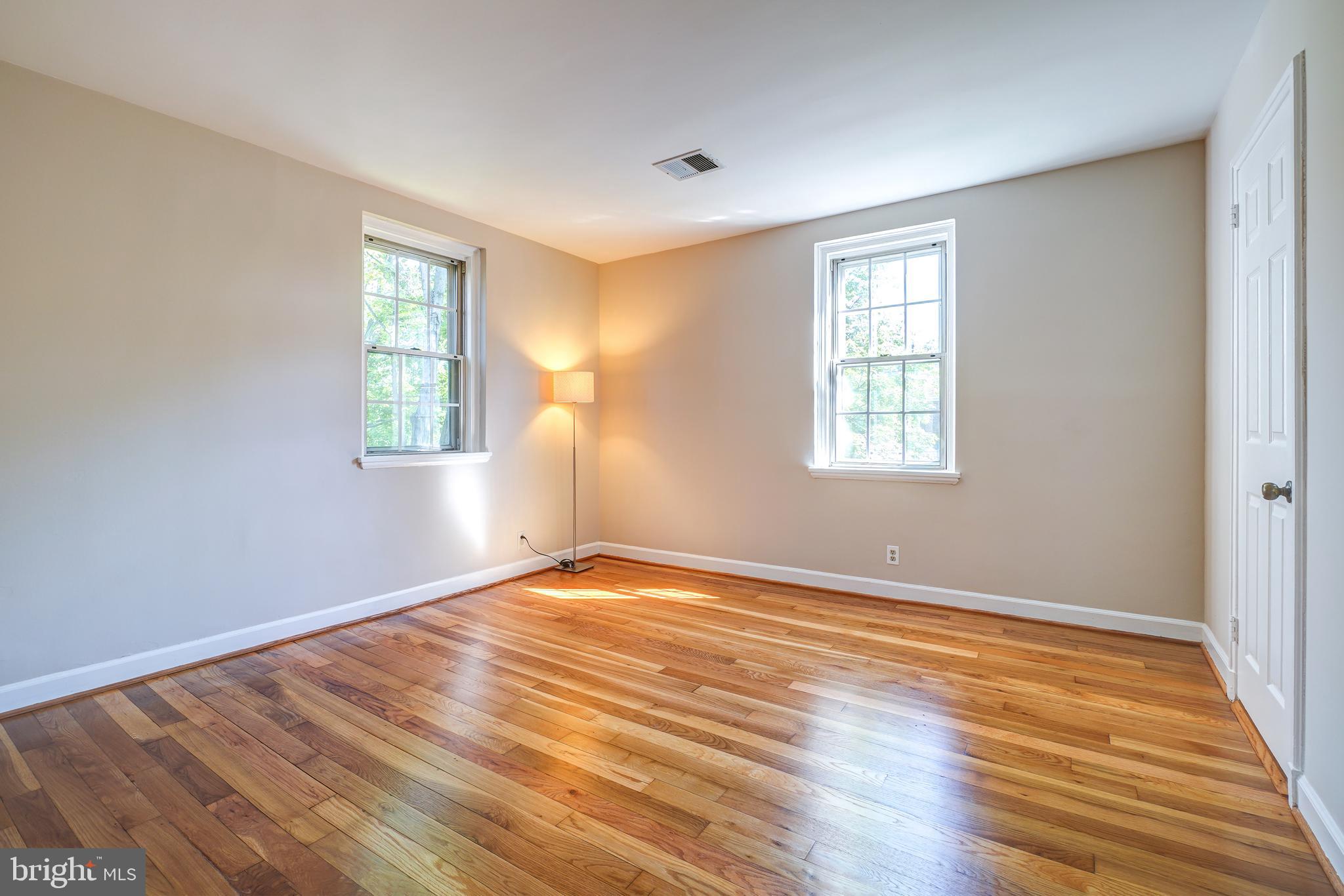 FAIRLINGTON VILLAGES - Residential