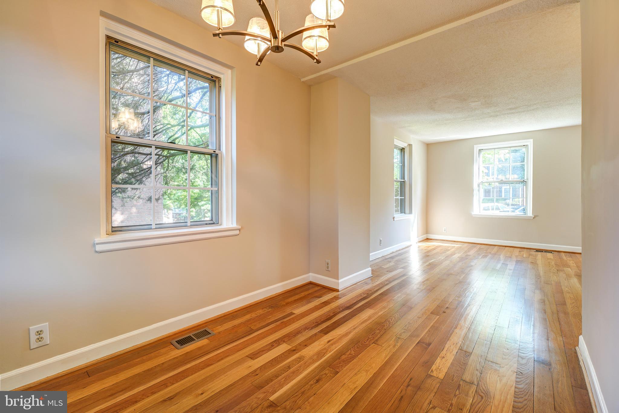 FAIRLINGTON VILLAGES - Residential