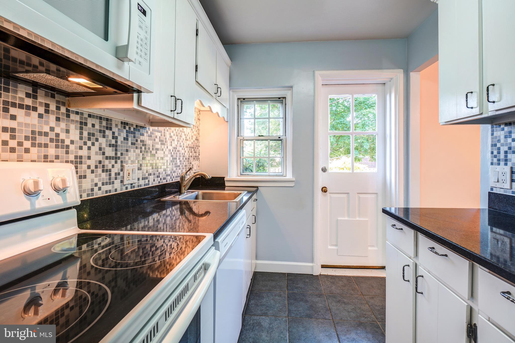 FAIRLINGTON VILLAGES - Residential