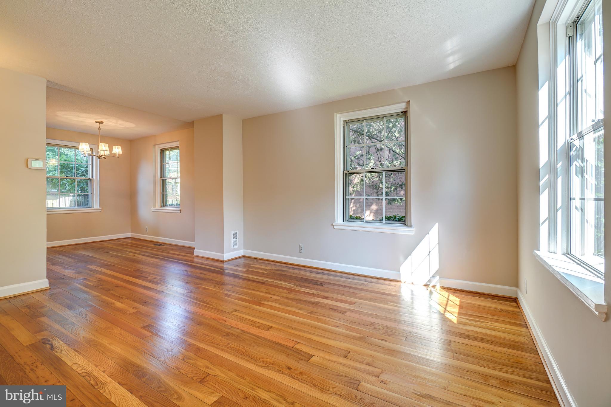 FAIRLINGTON VILLAGES - Residential