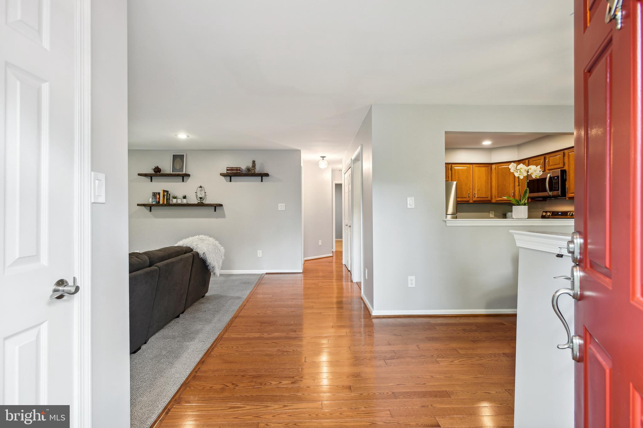 HAMPTON POINTE - Residential