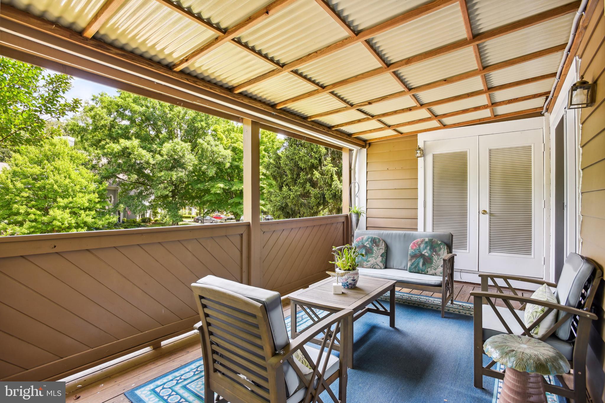 HAMPTON POINTE - Residential