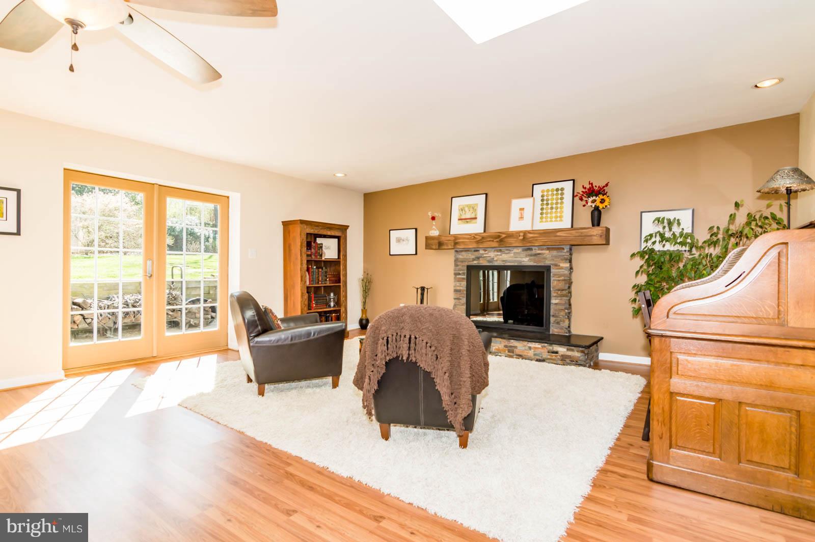 POPLAR HEIGHTS - Residential