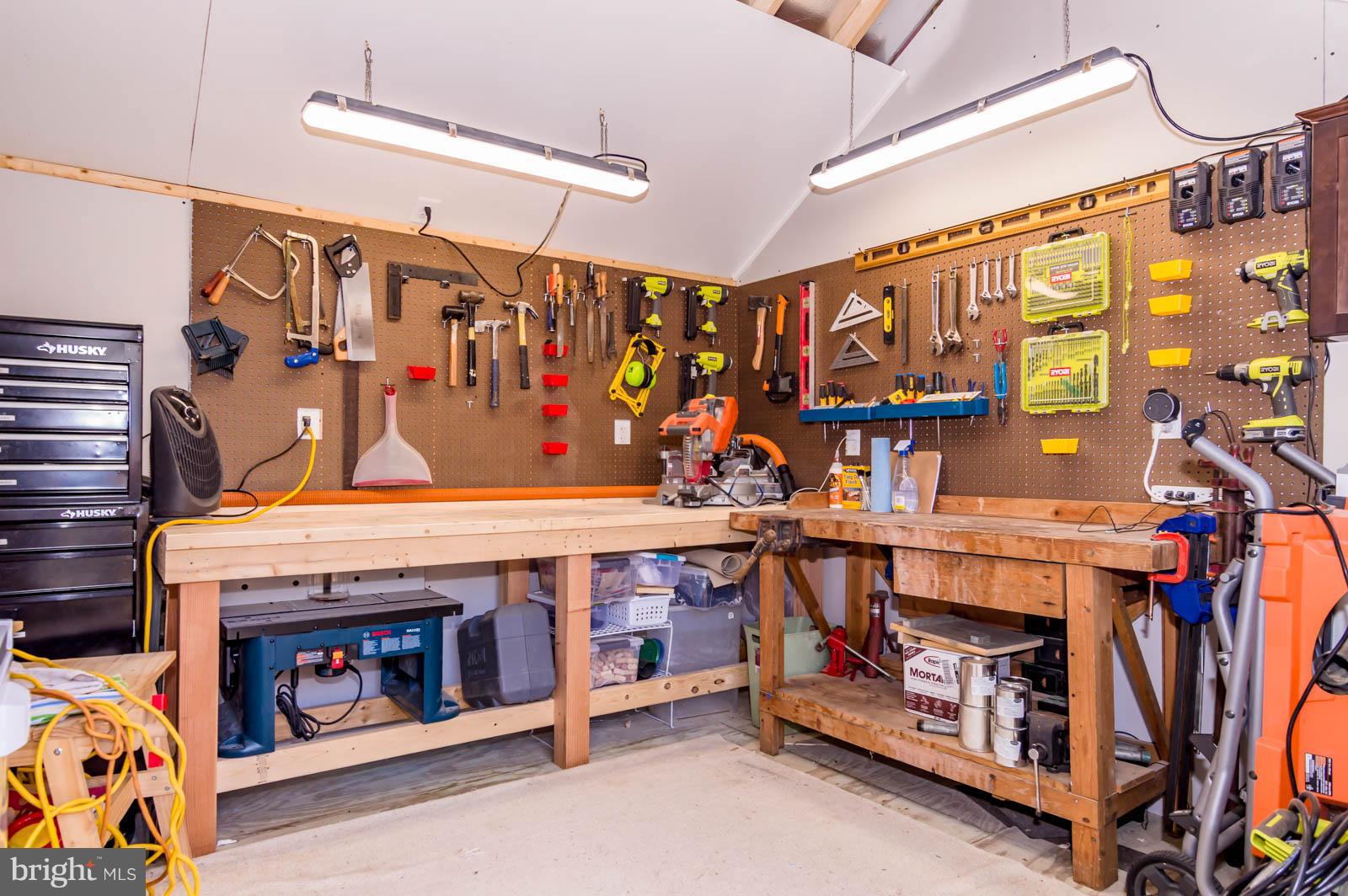 POPLAR HEIGHTS - Residential