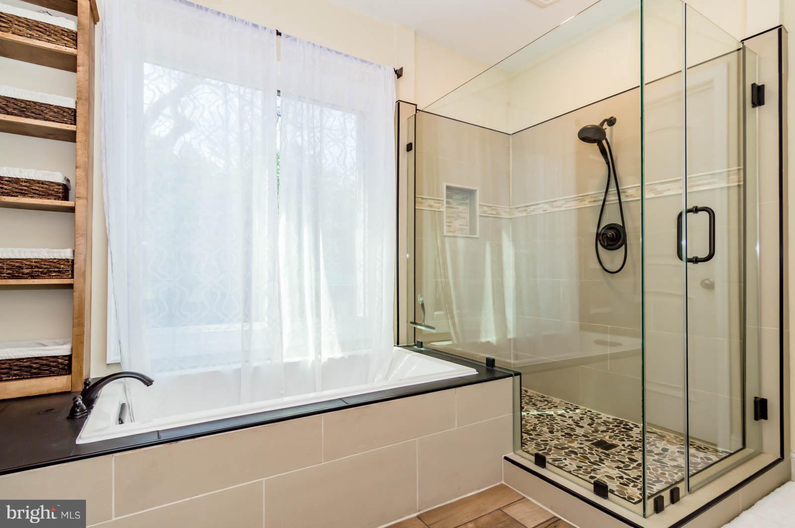 POPLAR HEIGHTS - Residential