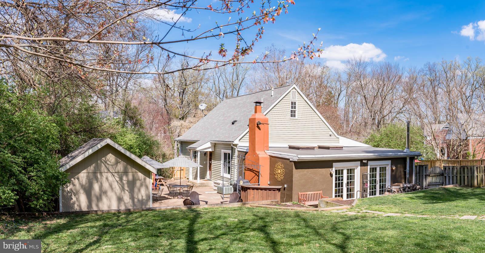 POPLAR HEIGHTS - Residential