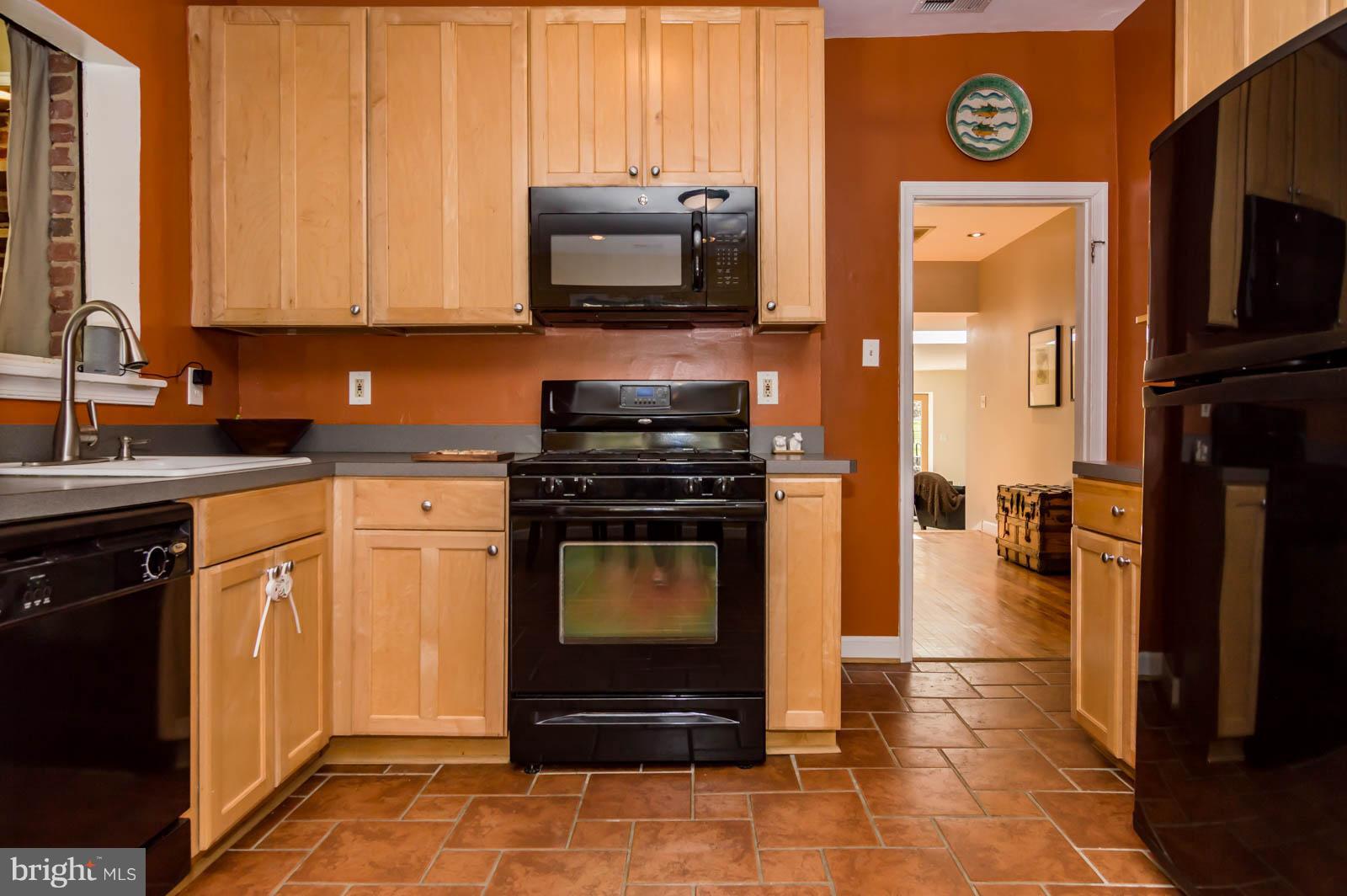 POPLAR HEIGHTS - Residential