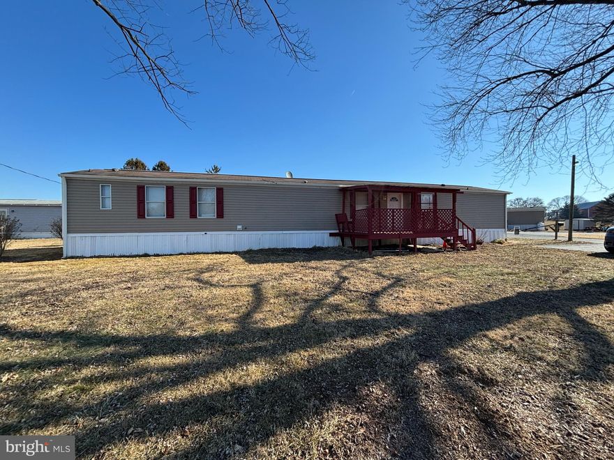 Offered for sale is this well-kept mobile home located in a mobile home community in Cochranville. This home features 3 bedrooms and 2 full bathrooms, 2 decks, updated appliances and new flooring throughout. The primary bedroom has a double closet a full bath with a stand-up shower, soaking tub and double vanity. The lot rent is $440 monthly. Convenient to route 1 and route 10, just minutes to Oxford or Parkesburg. 
Please call for additional details and to schedule a showing.
