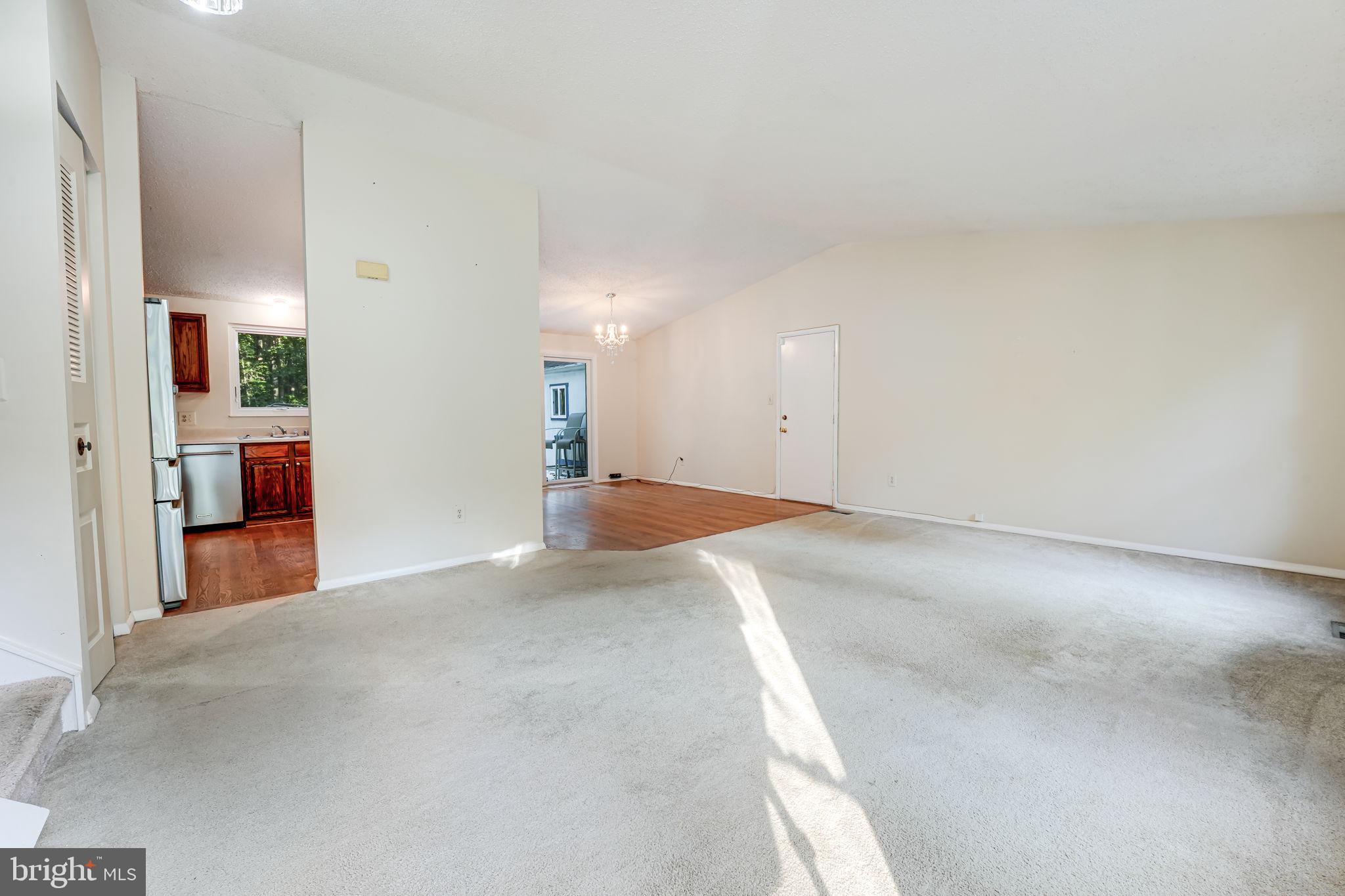 WALTON - Residential