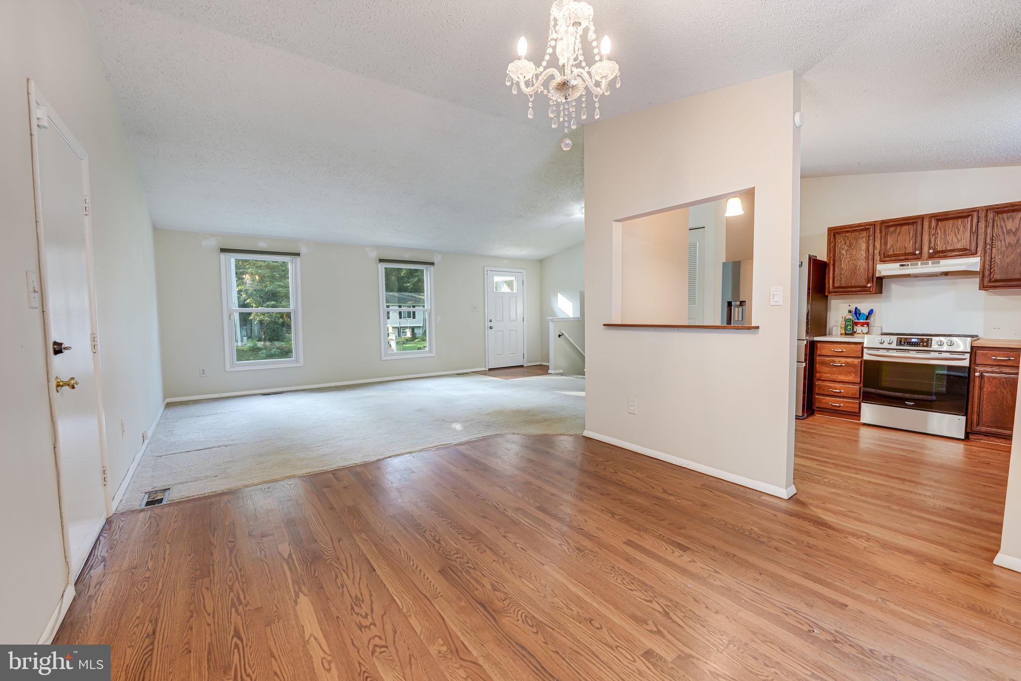 WALTON - Residential