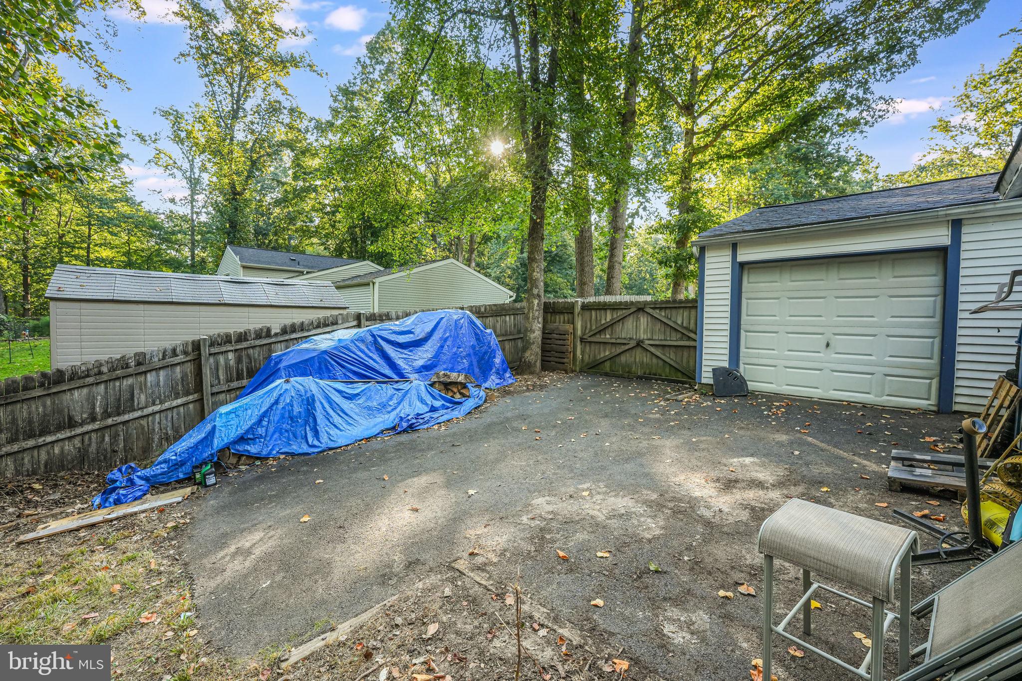 WALTON - Residential